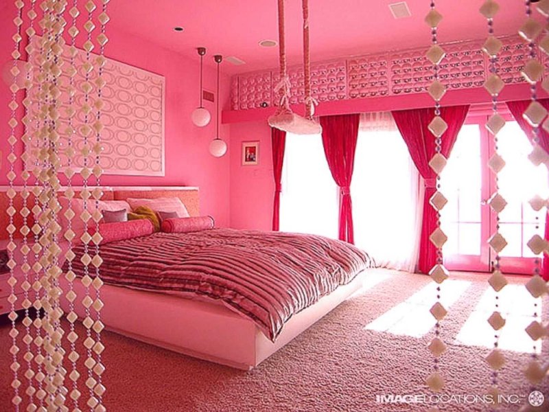 Pink bedroom design