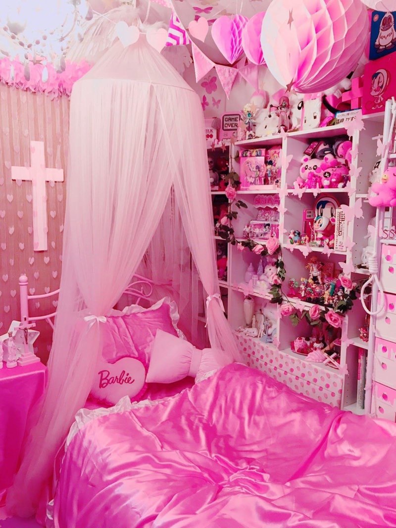 Pink room for girls