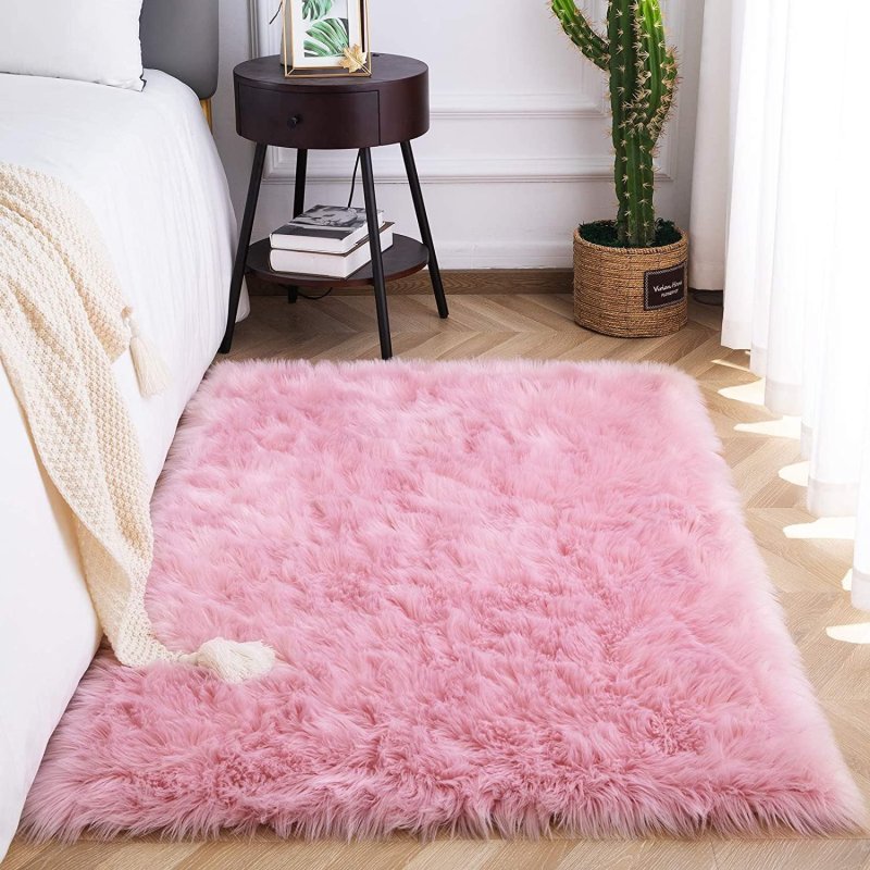 Fluffy rug