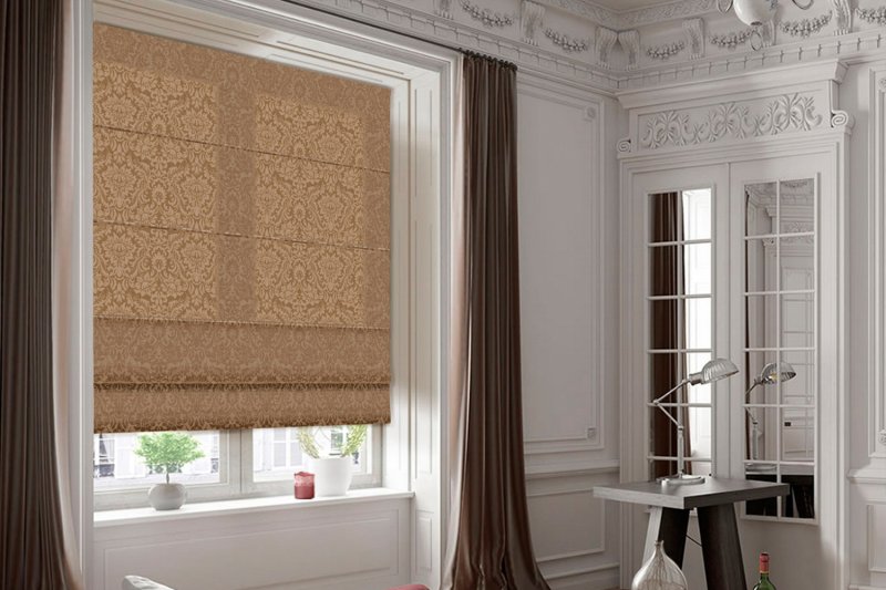 Roman curtains