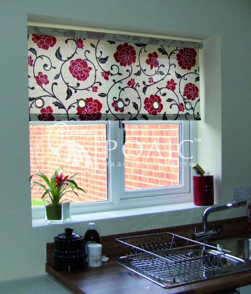 Fabric blinds to the kitchen