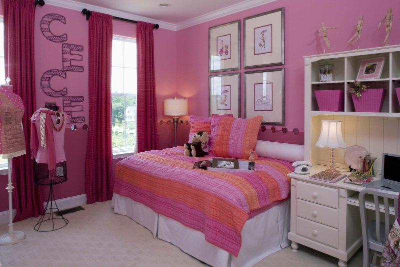 Combination of pink in the interior