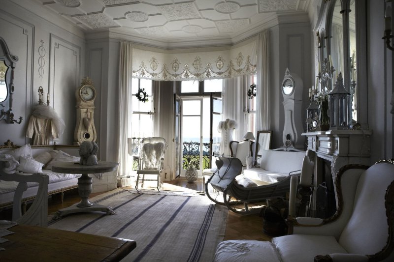 Gustavian style in the interior