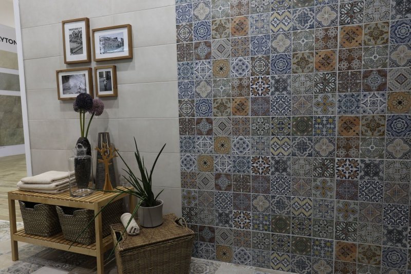 Valencia tile Axima