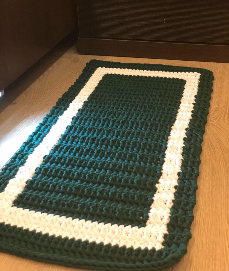 Knitted rugs