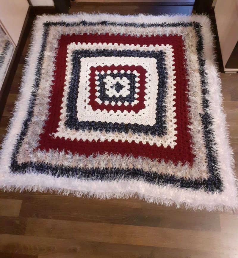 Crochet square rug