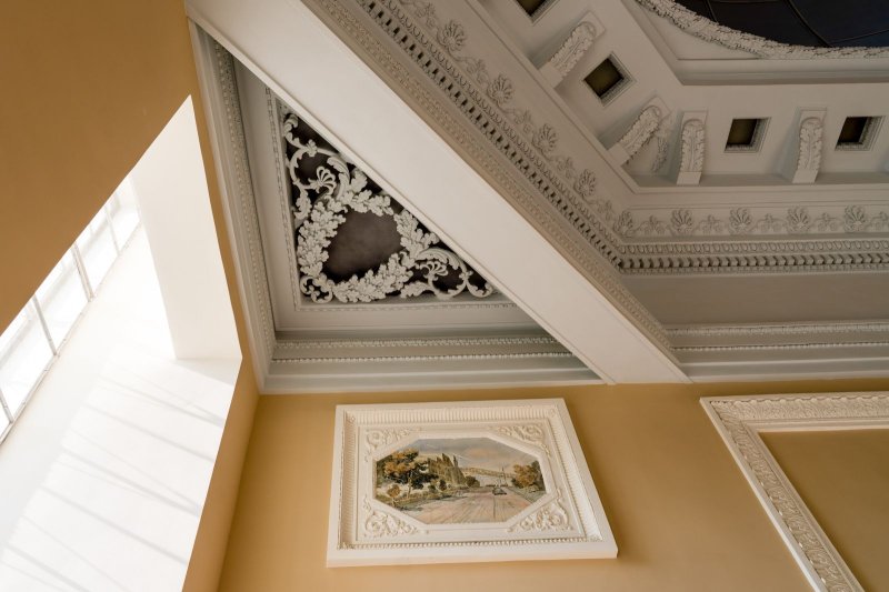 Stucco molding on the ceiling