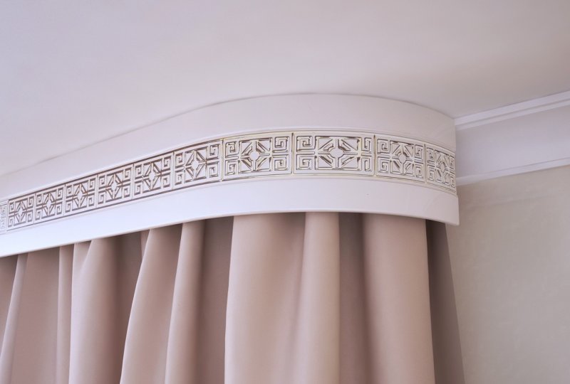 Types of cornices for curtains