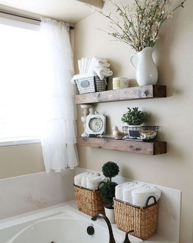 Decor of shelves in the bathroom