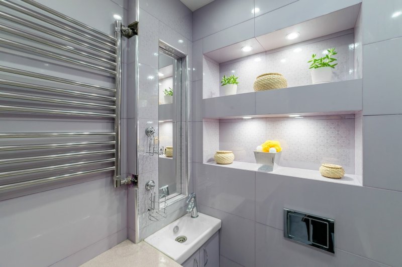 Built -in shelves in the bathroom