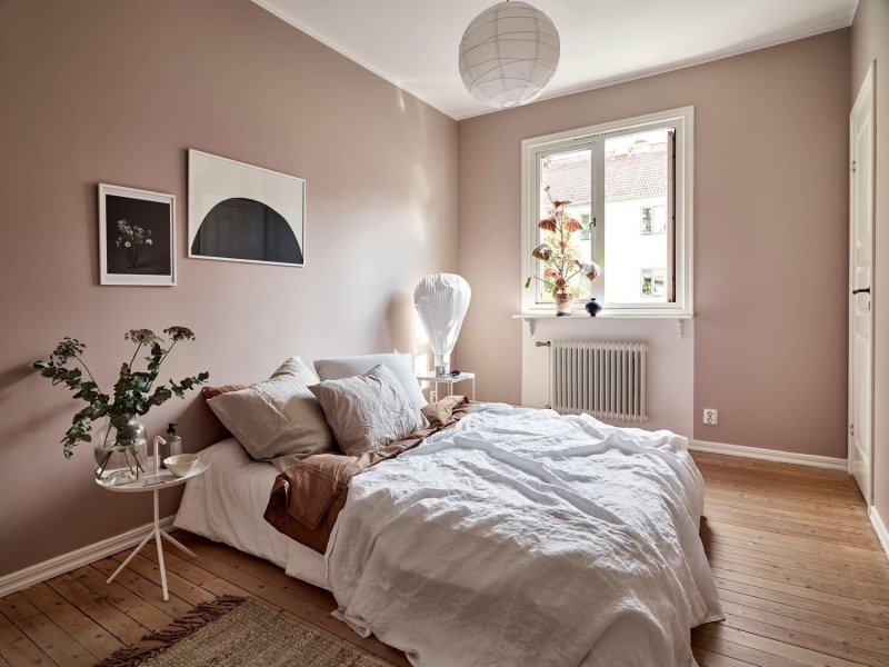 Scandinavian -style bedroom