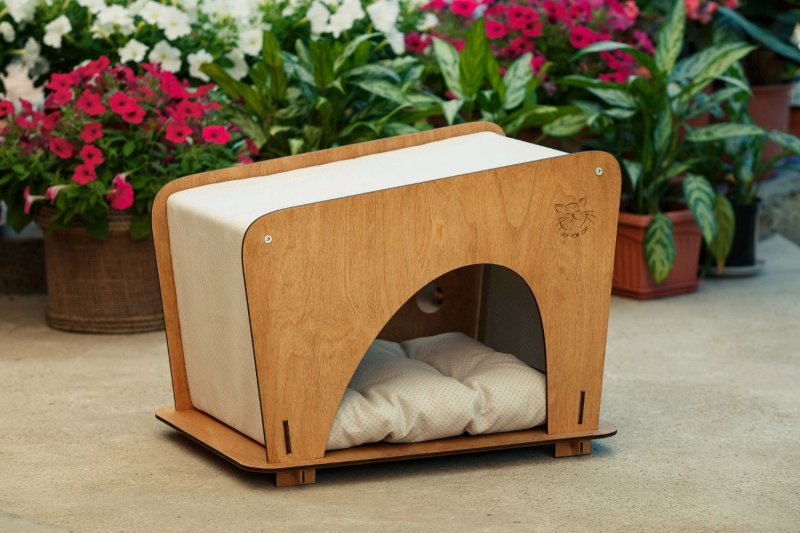 Cat house from plywood