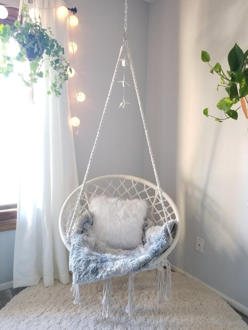 Suspended chair