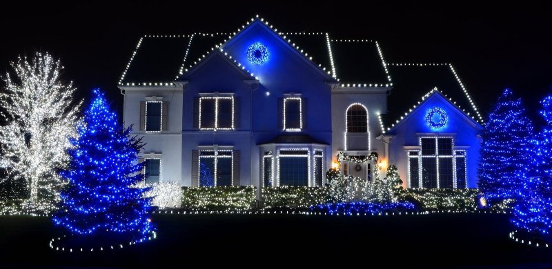 Light New Year s decoration of the Blue House