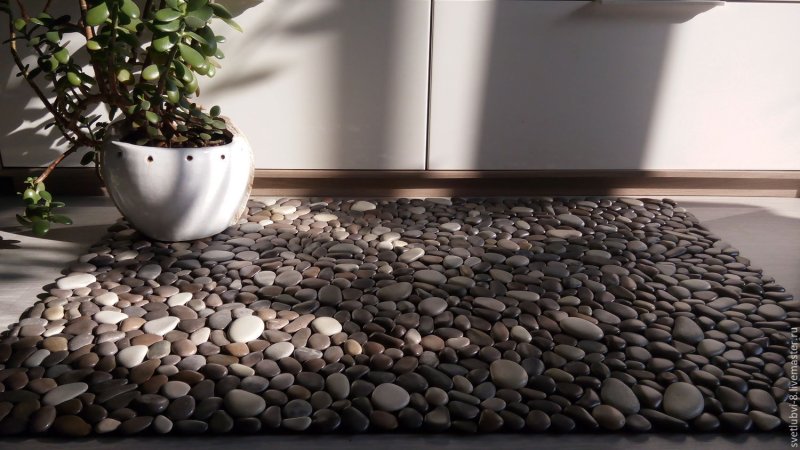 Pebble mat