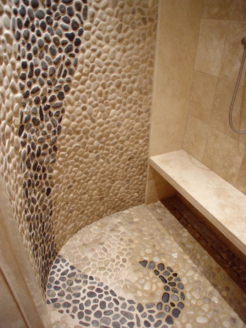 Bath -pebble tile