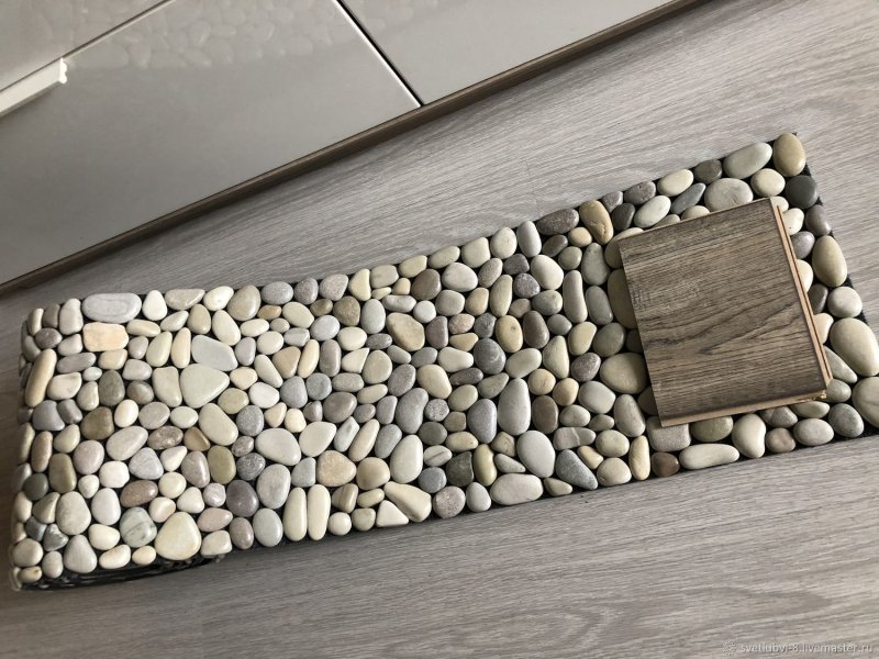 Pebble mat