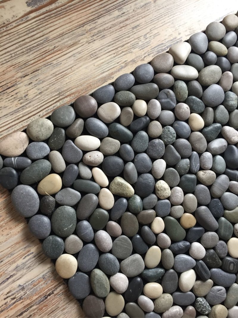 Pebble mat