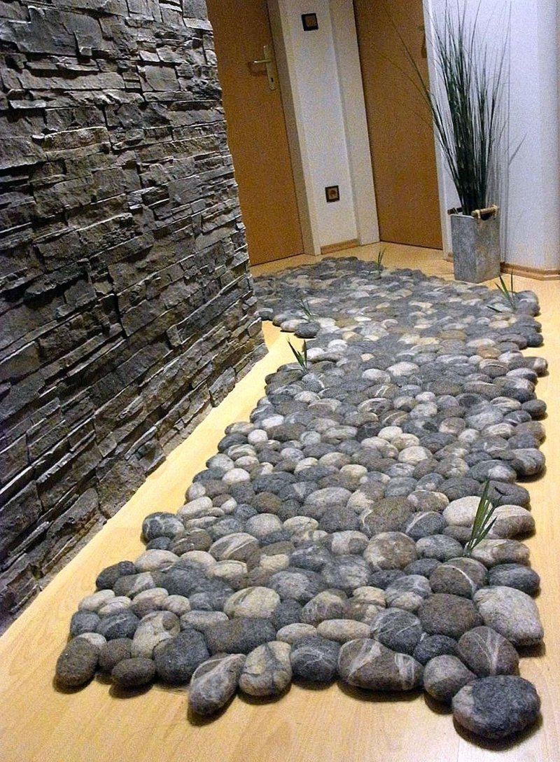 Pebble mat