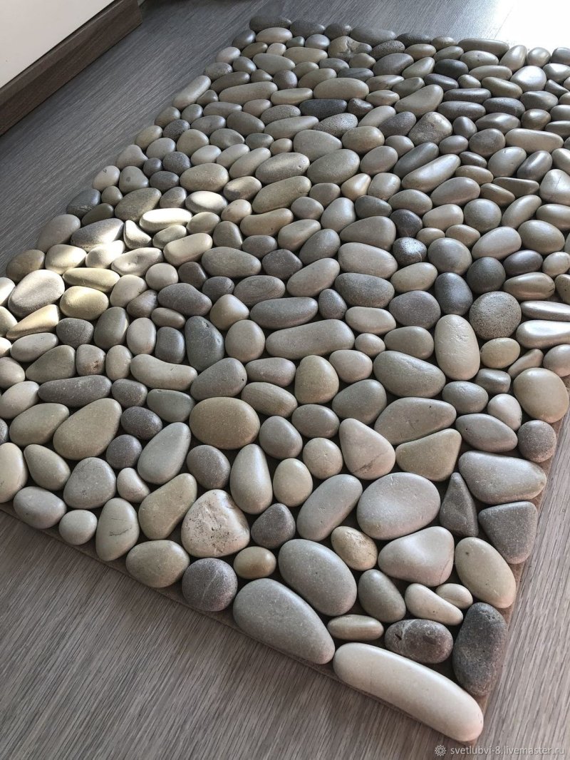 Pebble mat