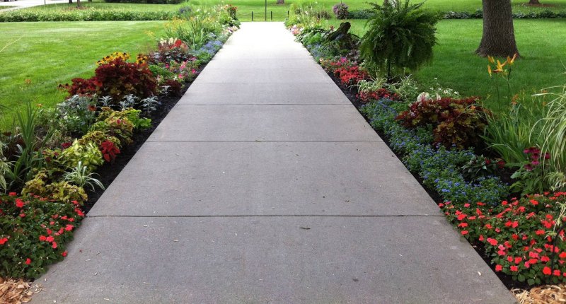 Ecoplast concrete paths