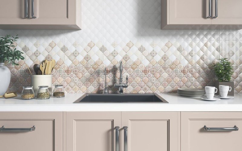 Kitchen tiles per apron