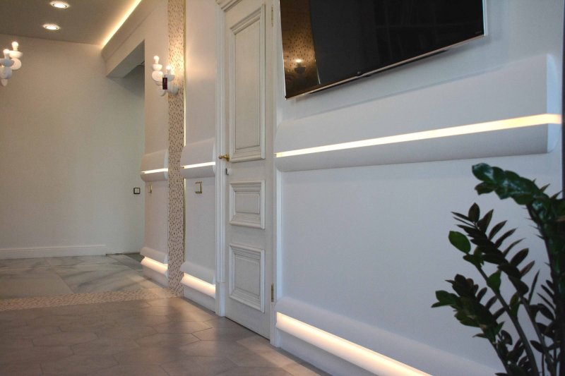 Floor skirting board with PN 101 LED EUROVUD