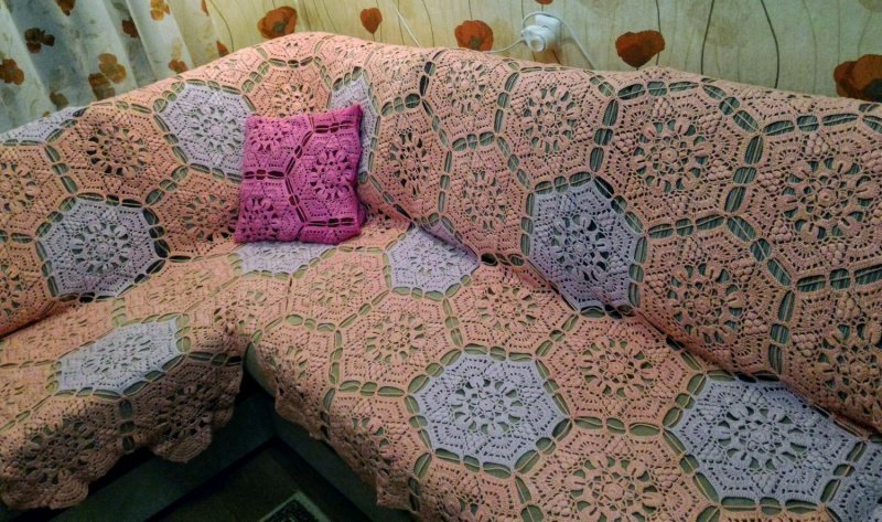 Crochet bedspread