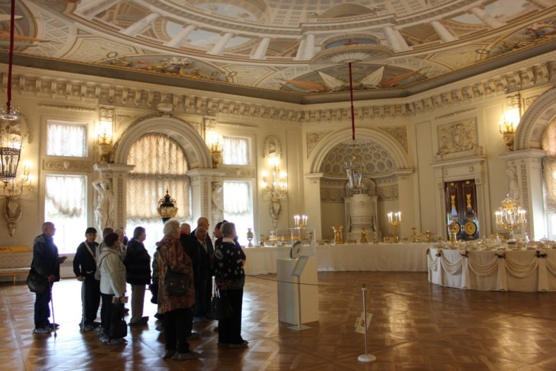 Pavlovsky Palace Cavalier Hall