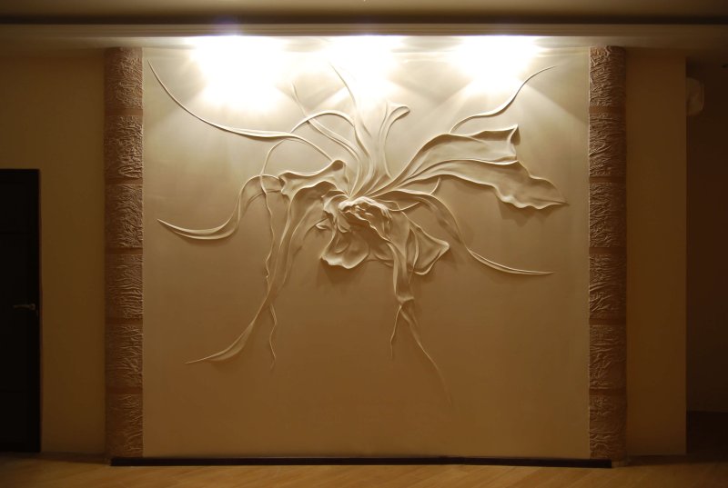 DIY bas -relief on the wall for beginners