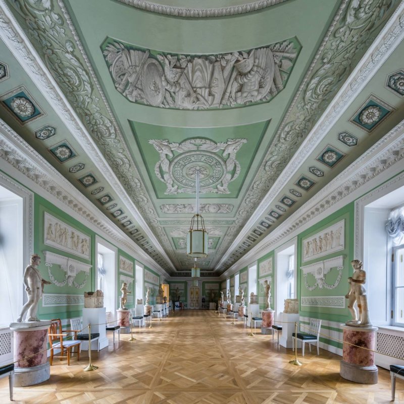 Pavlovsky Palace Cavalier Hall