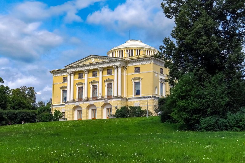 Pavlovsky Palace in St. Petersburg