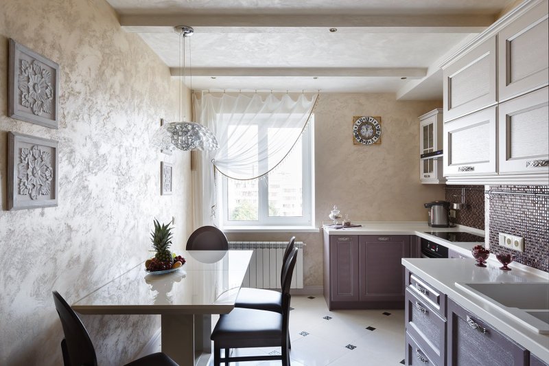 Kitchen with decorative plaster