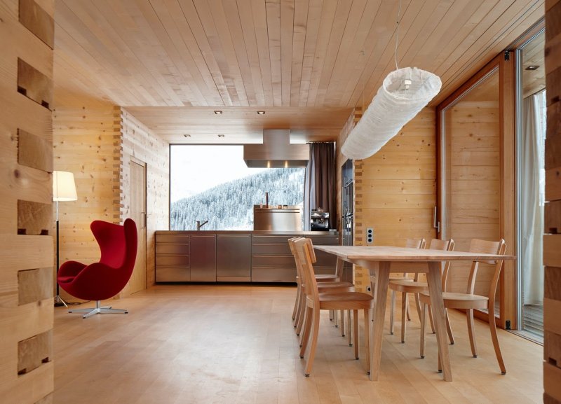 Design of a wooden house from a beam