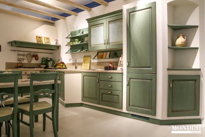 Olive -colored kitchen in the interior