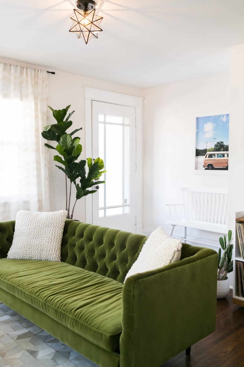 Emerald sofa in the interior