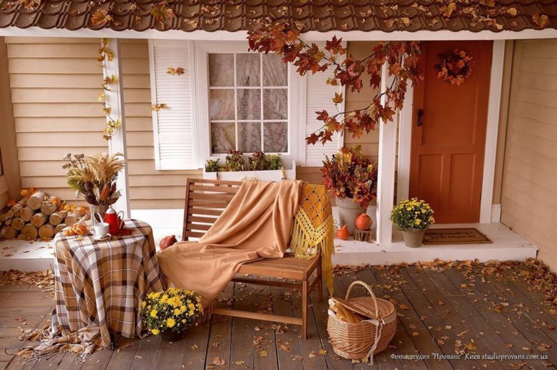 The autumn decor of the veranda