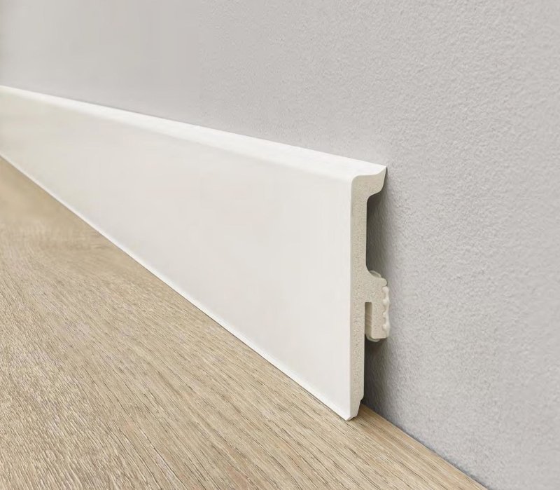 Skirting board