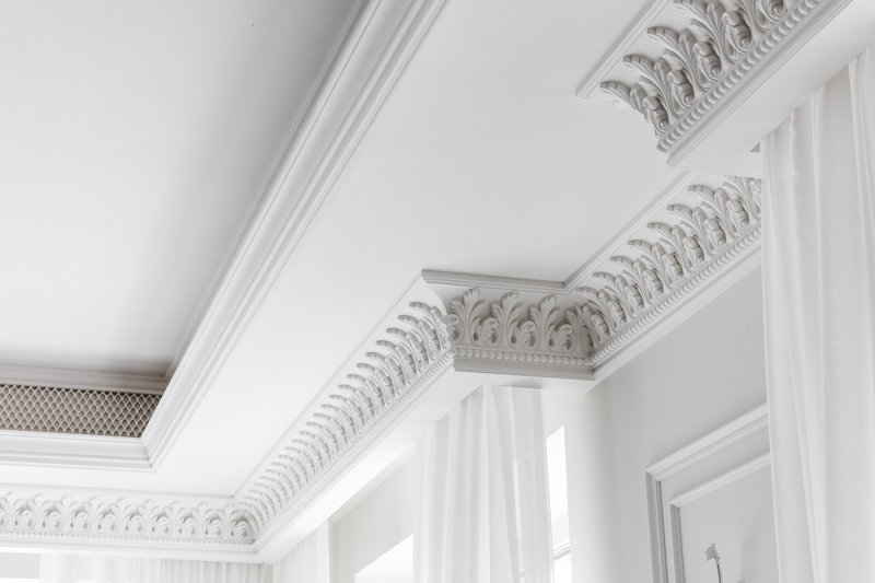 Descartes gypsum stucco molding