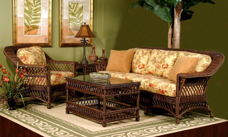 Living room with wicker furniture