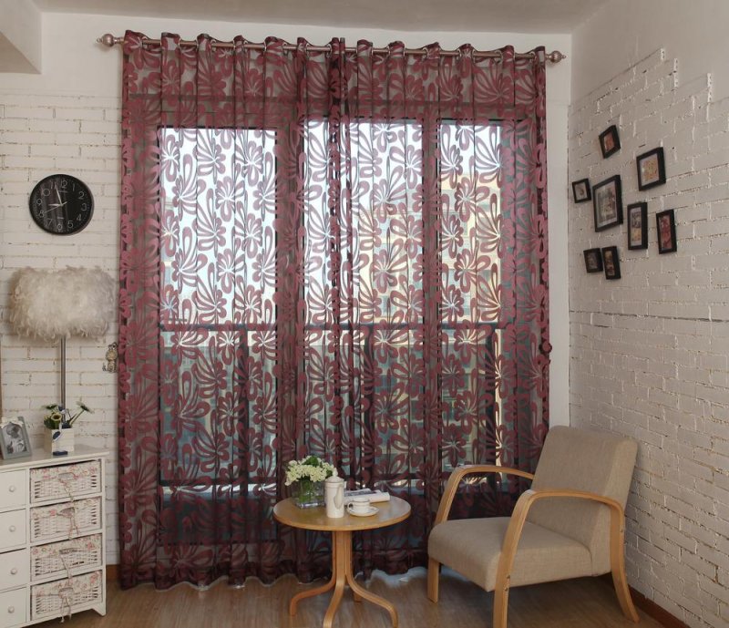 Curtains mesh in the kitchen