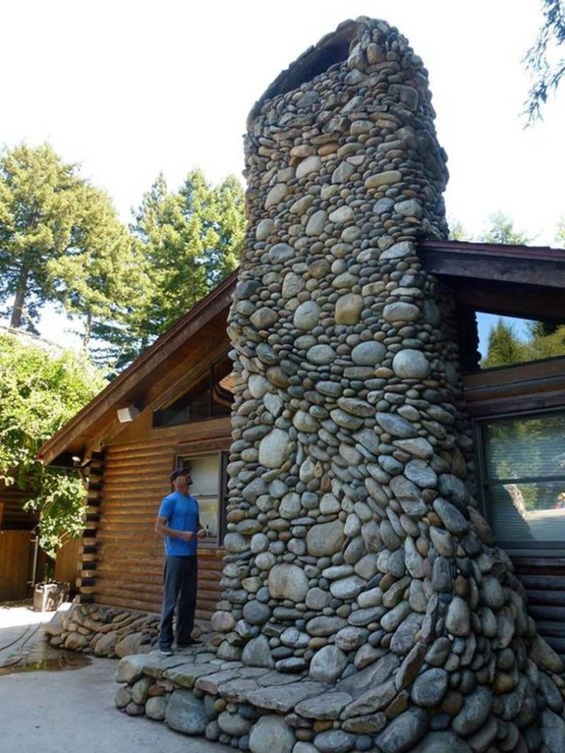 Stone house Cape Rudkovskaya