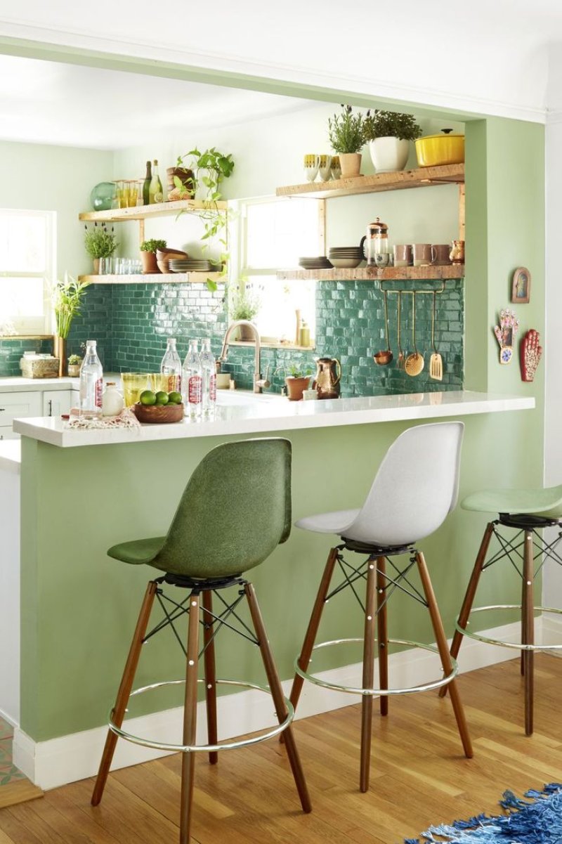 Emerald kitchen in the interior