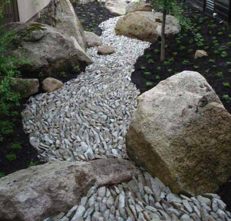 Dry stones