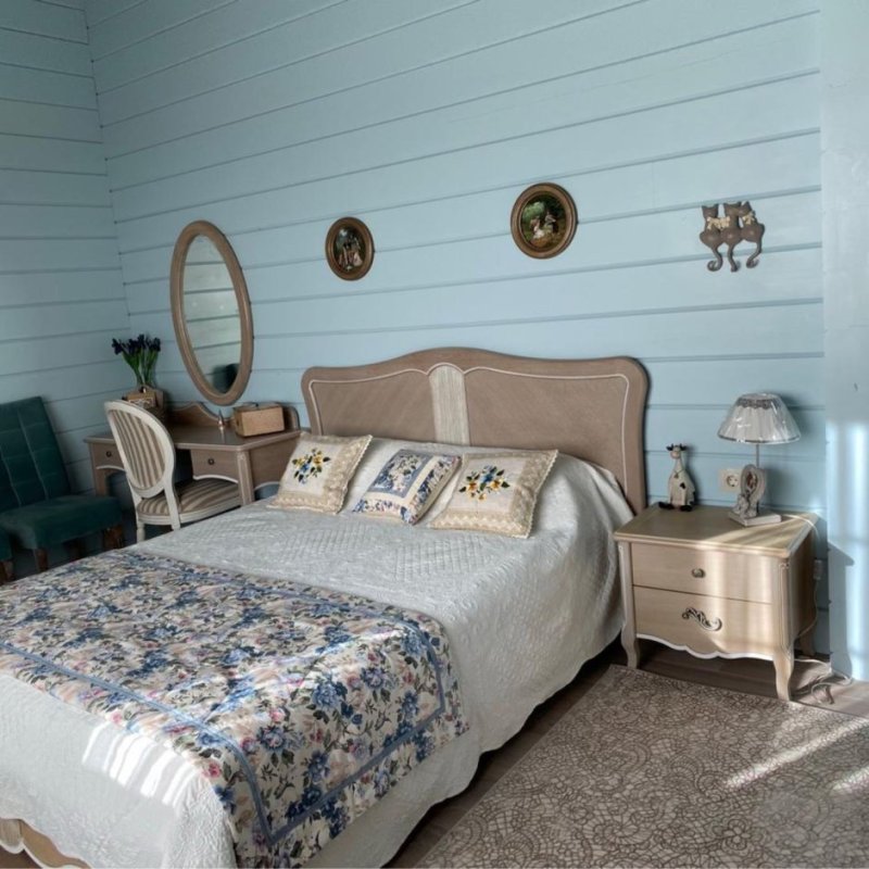 Provence -style bedroom in a country house