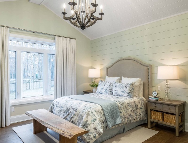 Provence -style bedroom in a country house