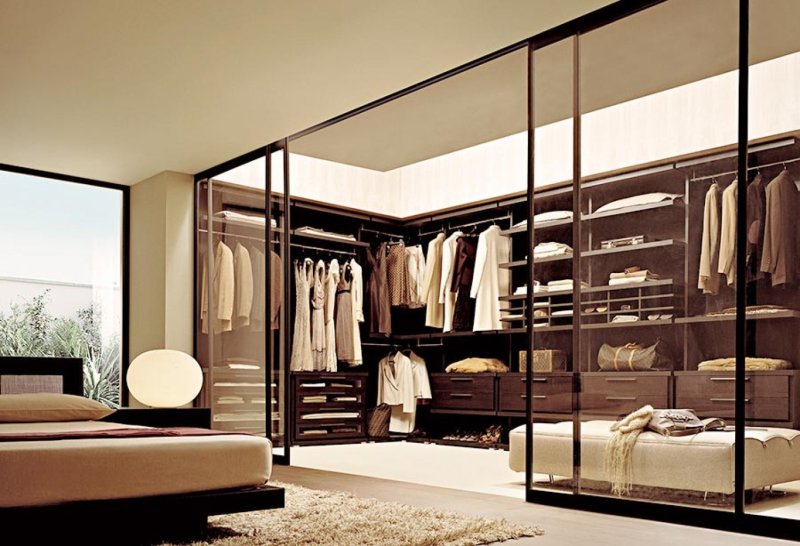 Modern dressing rooms