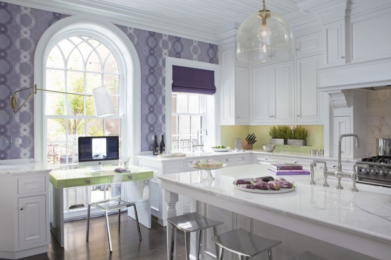 Lavender color in the interior of the kitchen