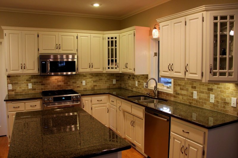 Classic style kitchens