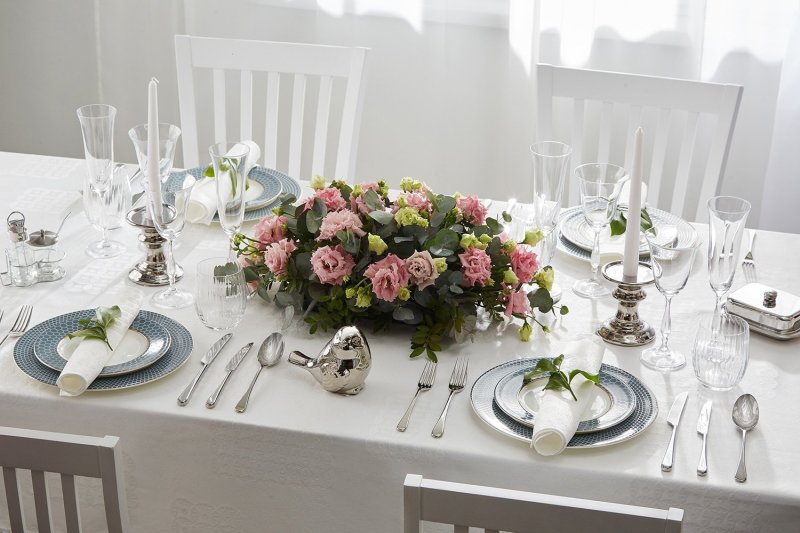 Table setting